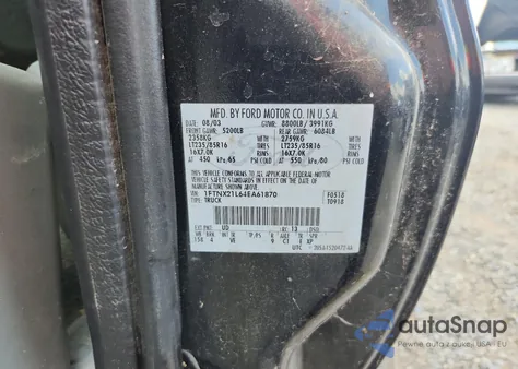 2004 Ford F250 Super Duty z USA, uszkodzony, nr VIN 1FTNX21L64EA61870